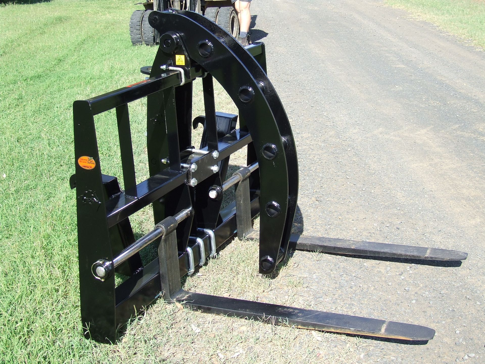 Pallet Fork Log Grab