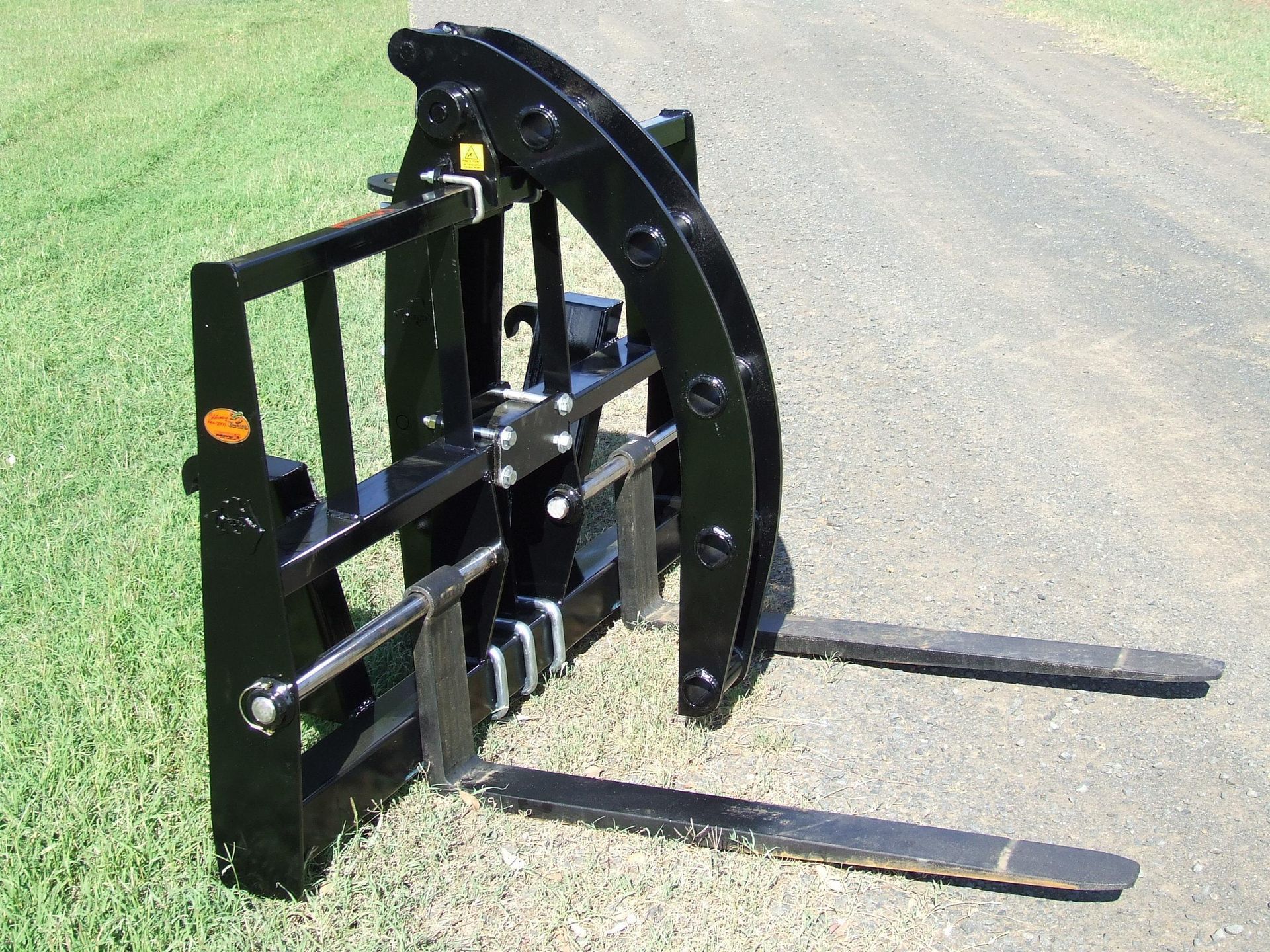 Pallet Fork Log Grab 
