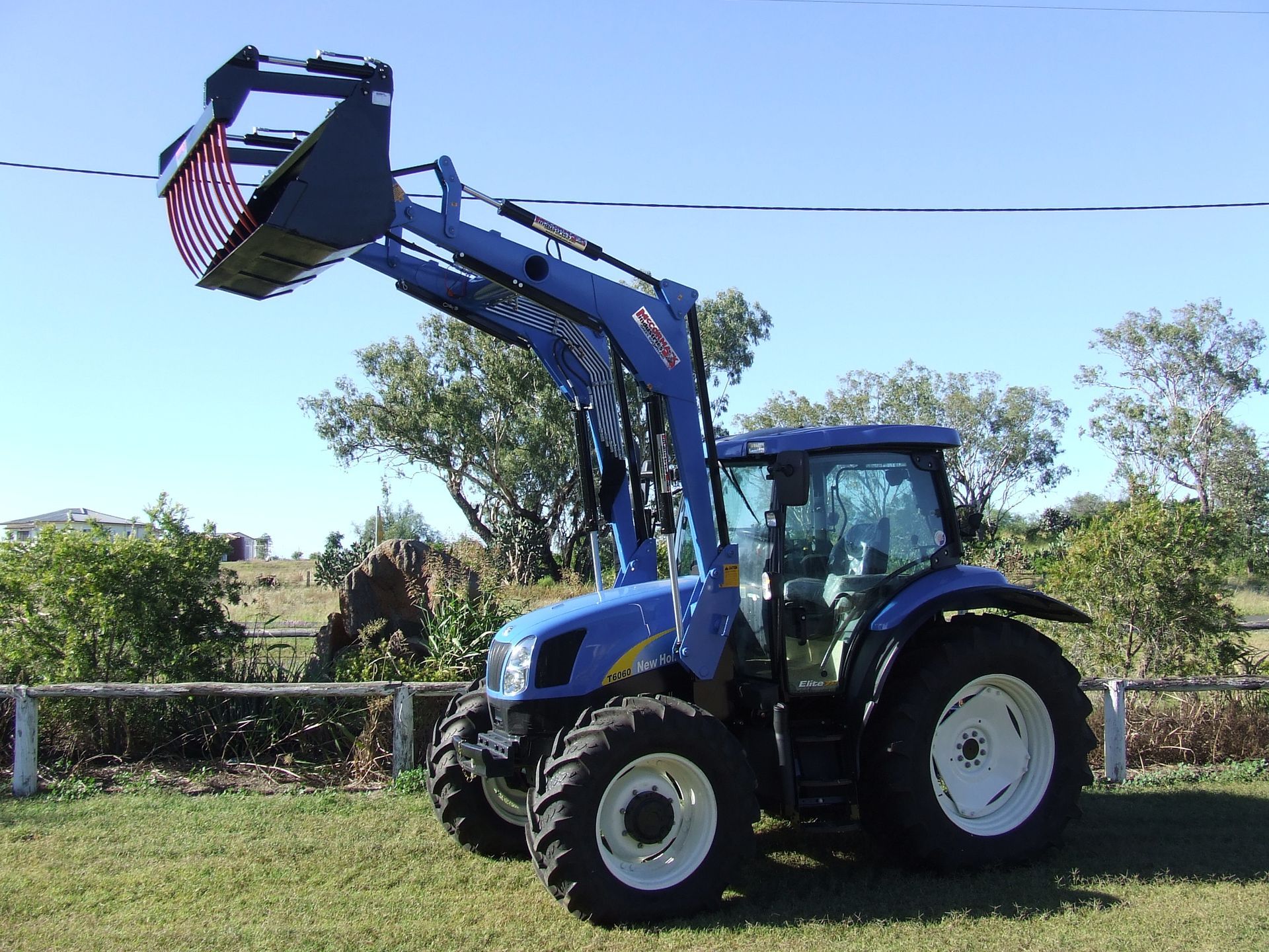Silage bucket grab
