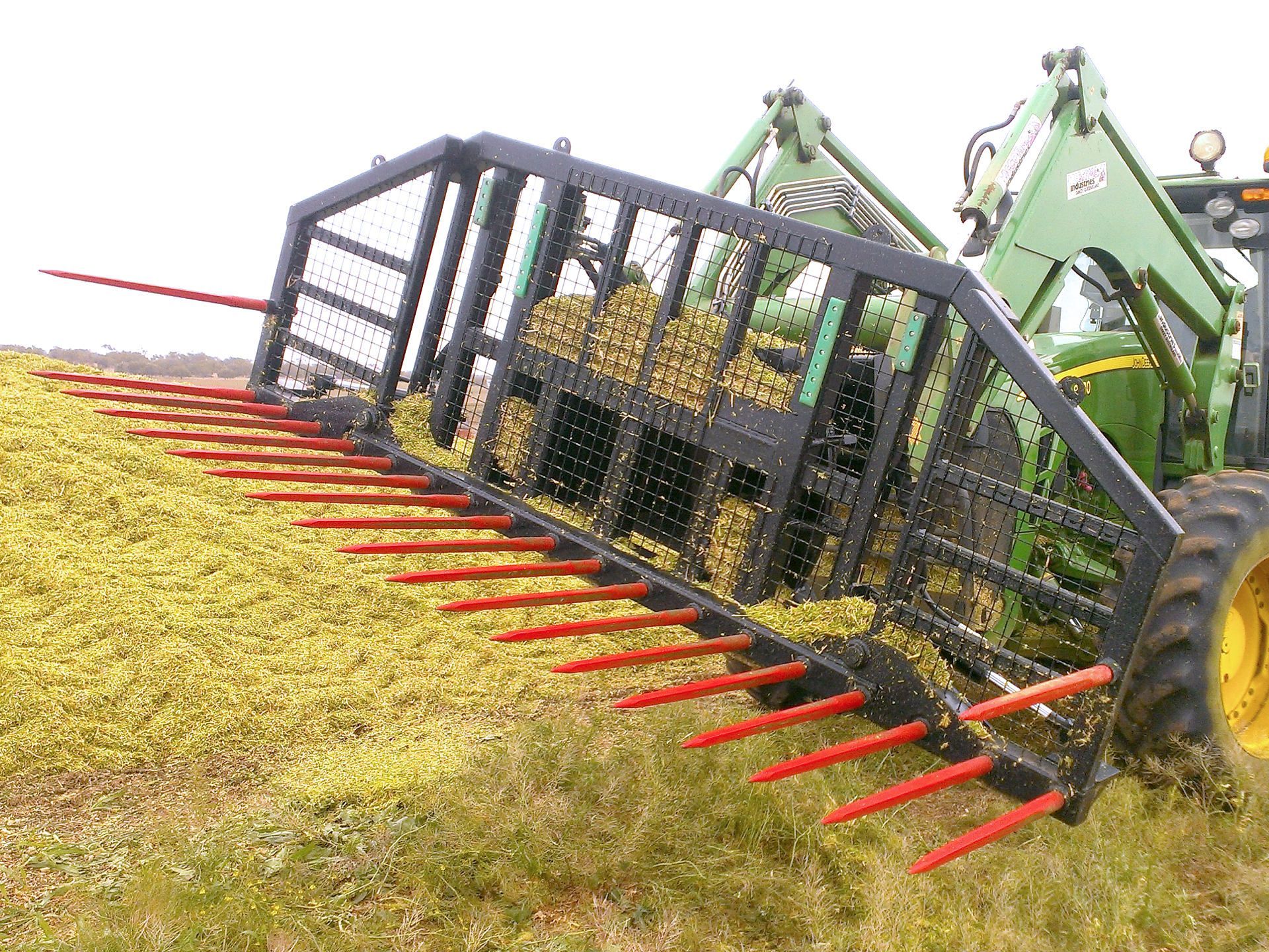 Silage Buck Rake