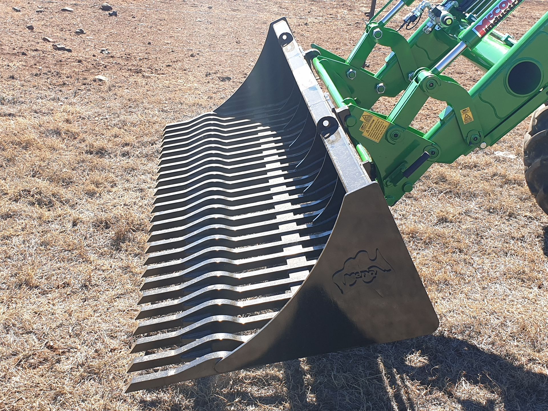 Stone Fork Bucket