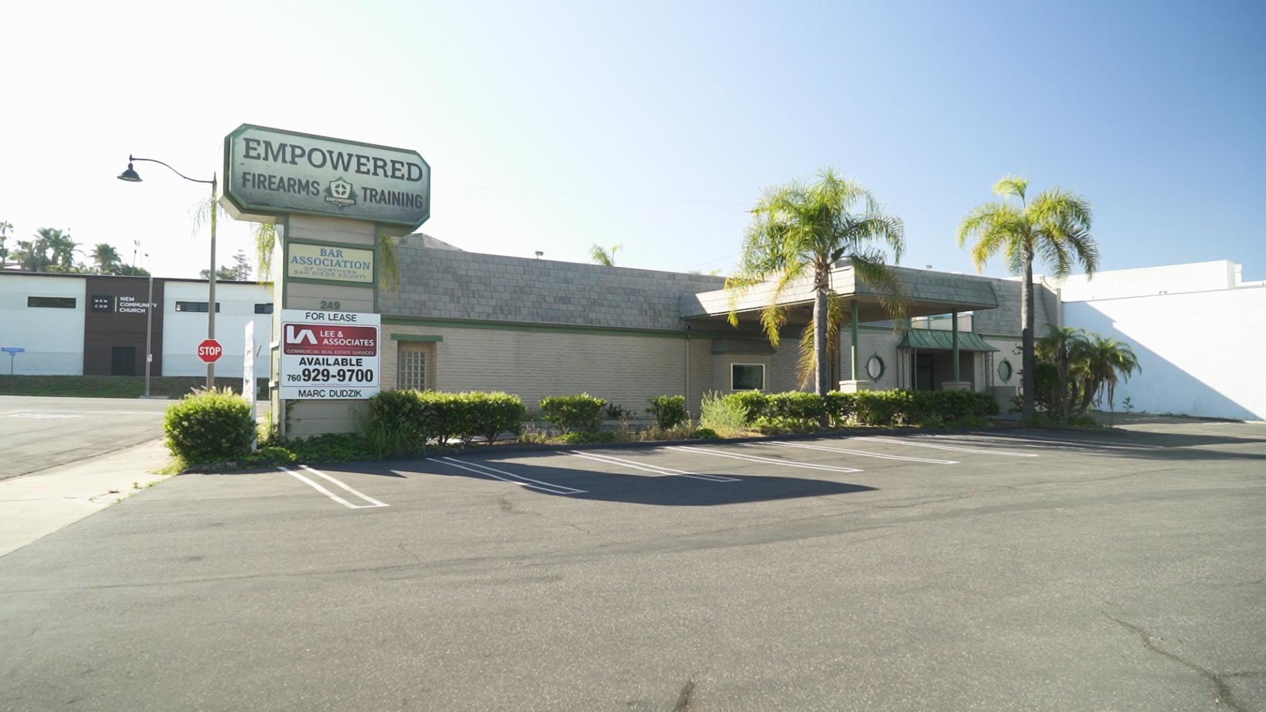 A building with a sign that says expoware on it