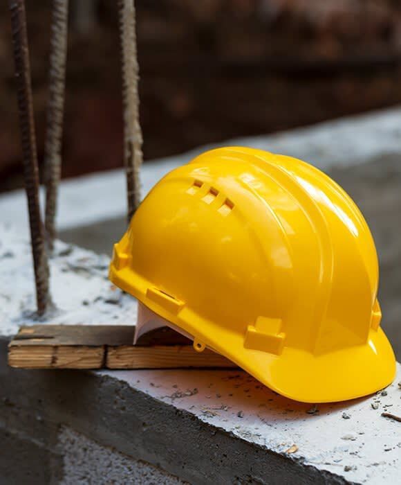 yellow hard hat