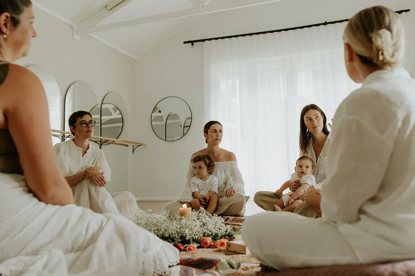postpartum postnatal support circle classes San Francisco | Mama Roots Collective