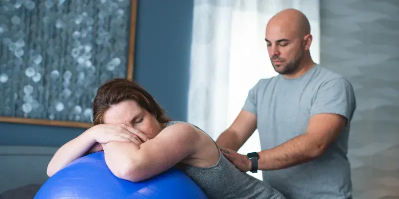 prenatal pregnancy postpartum postnatal partner childbirth prep classes San Francisco | Mama Roots Collective