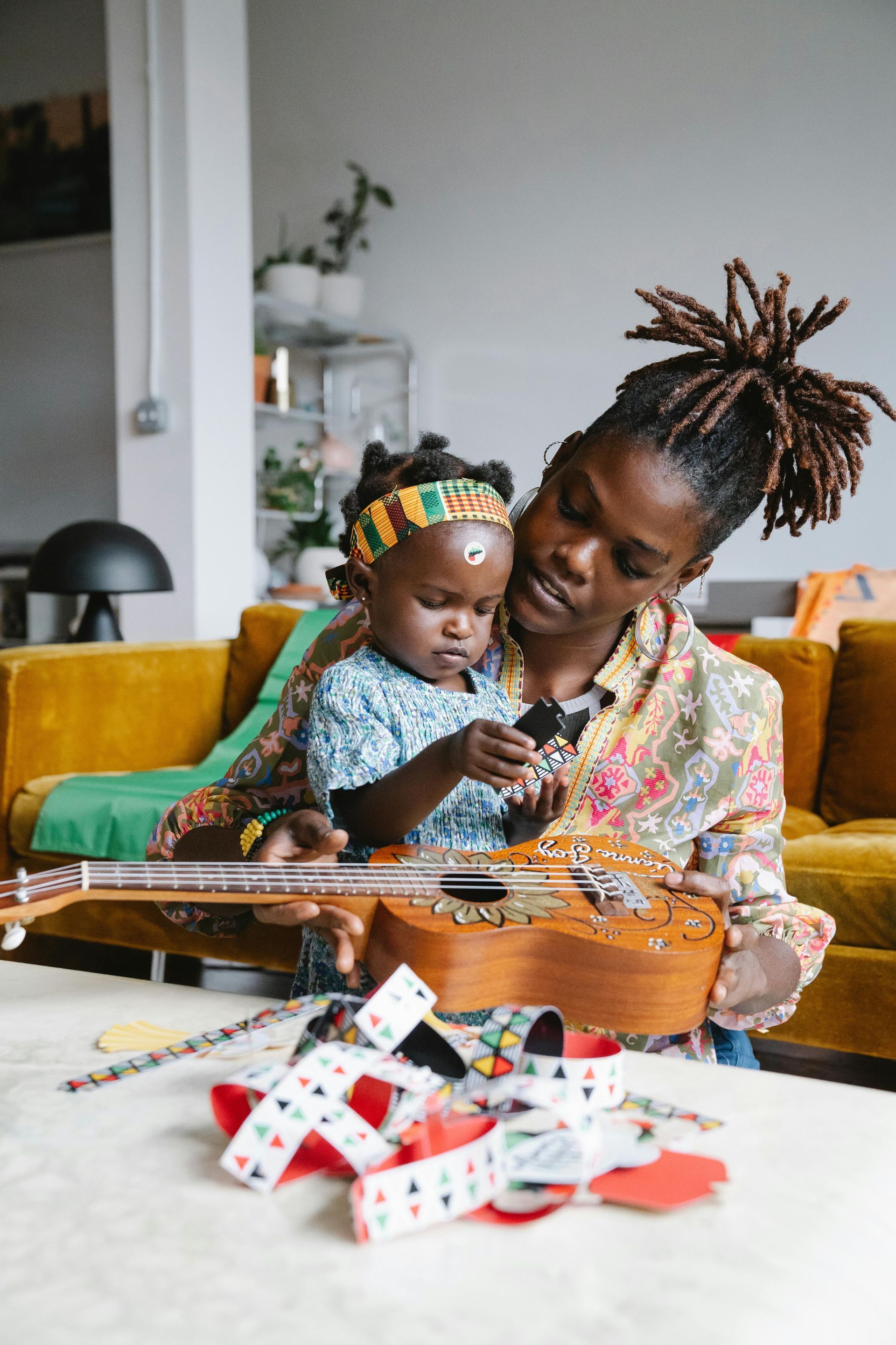 toddler music classes San Francisco | Mama Roots Collective