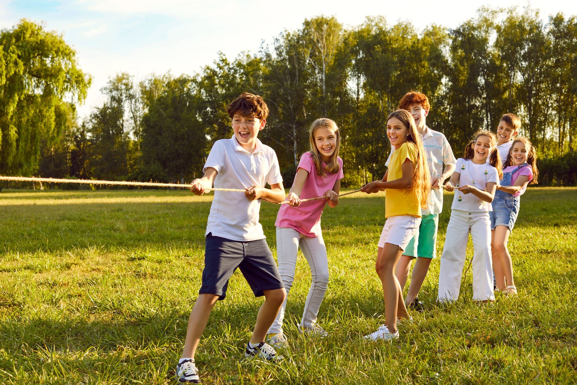 children playing tug a war