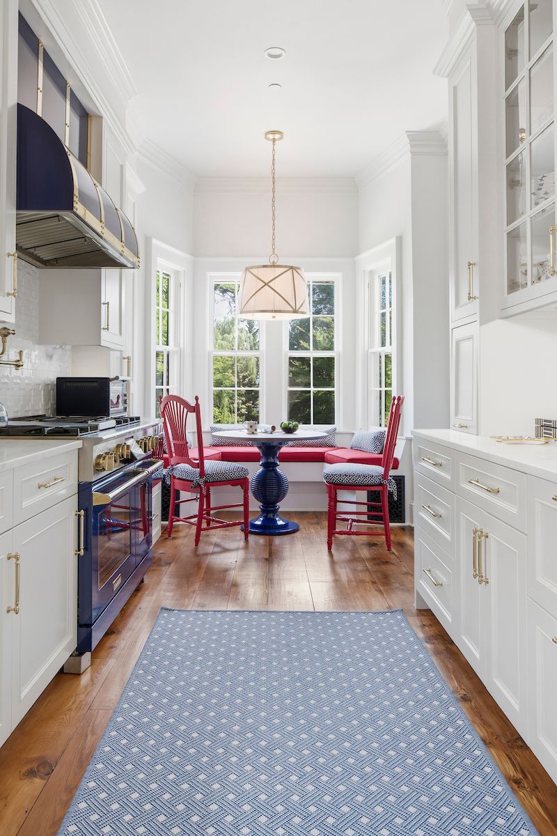 Take A Peek, interior photo 230