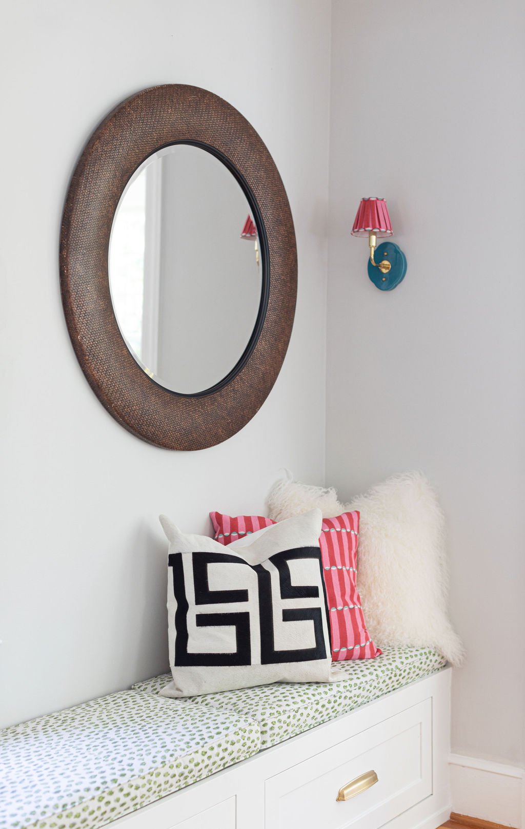 Simply Wesley - Annapolis, MD - Take a Peek