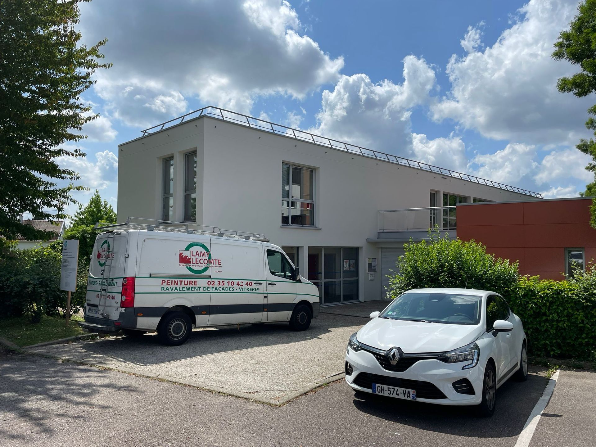 Façade traitée en isolation par l'extérieur par Lamy Lecomte, entreprise intervenant à Goderville