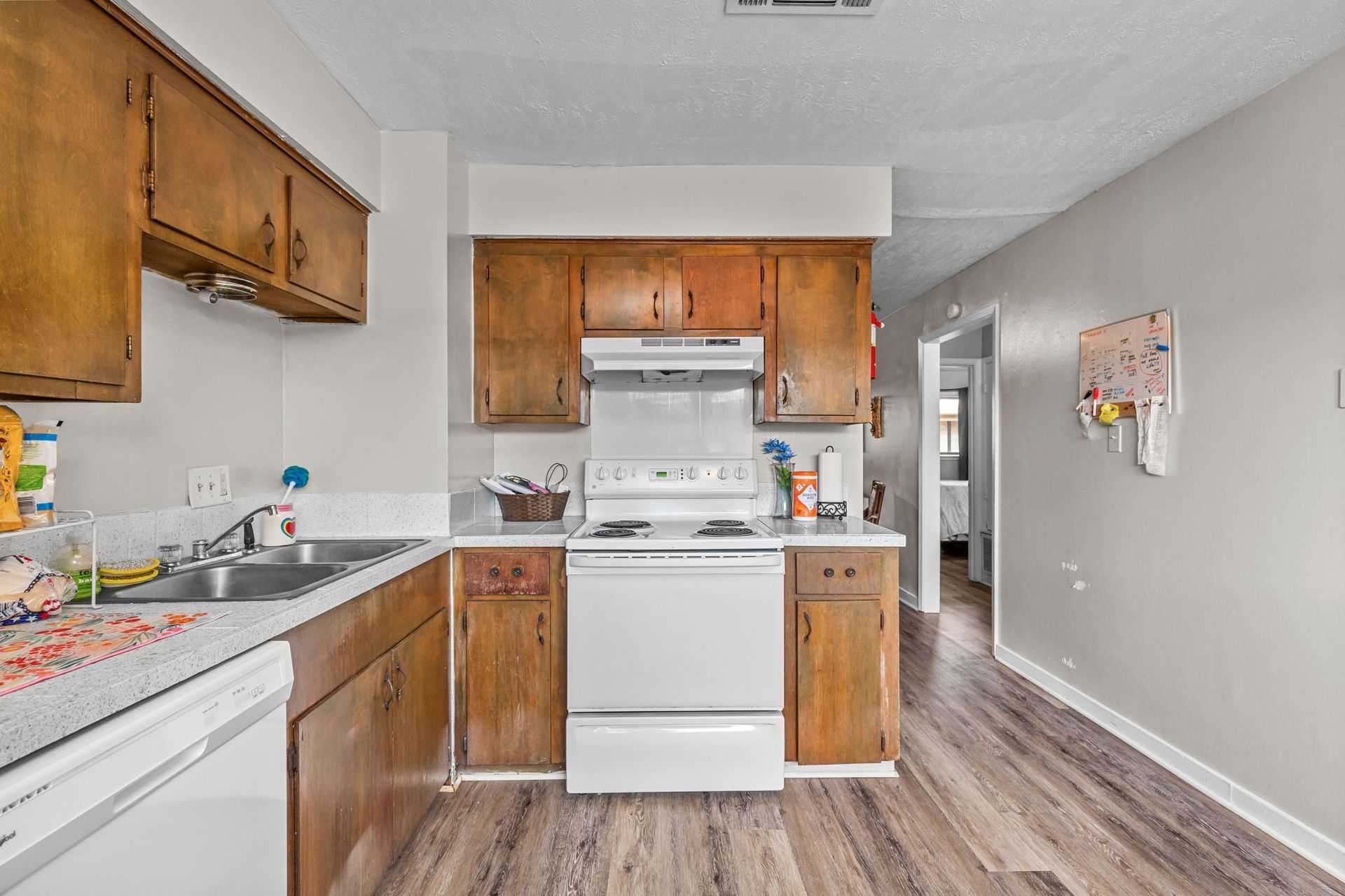 Interior or Pearl Apartment