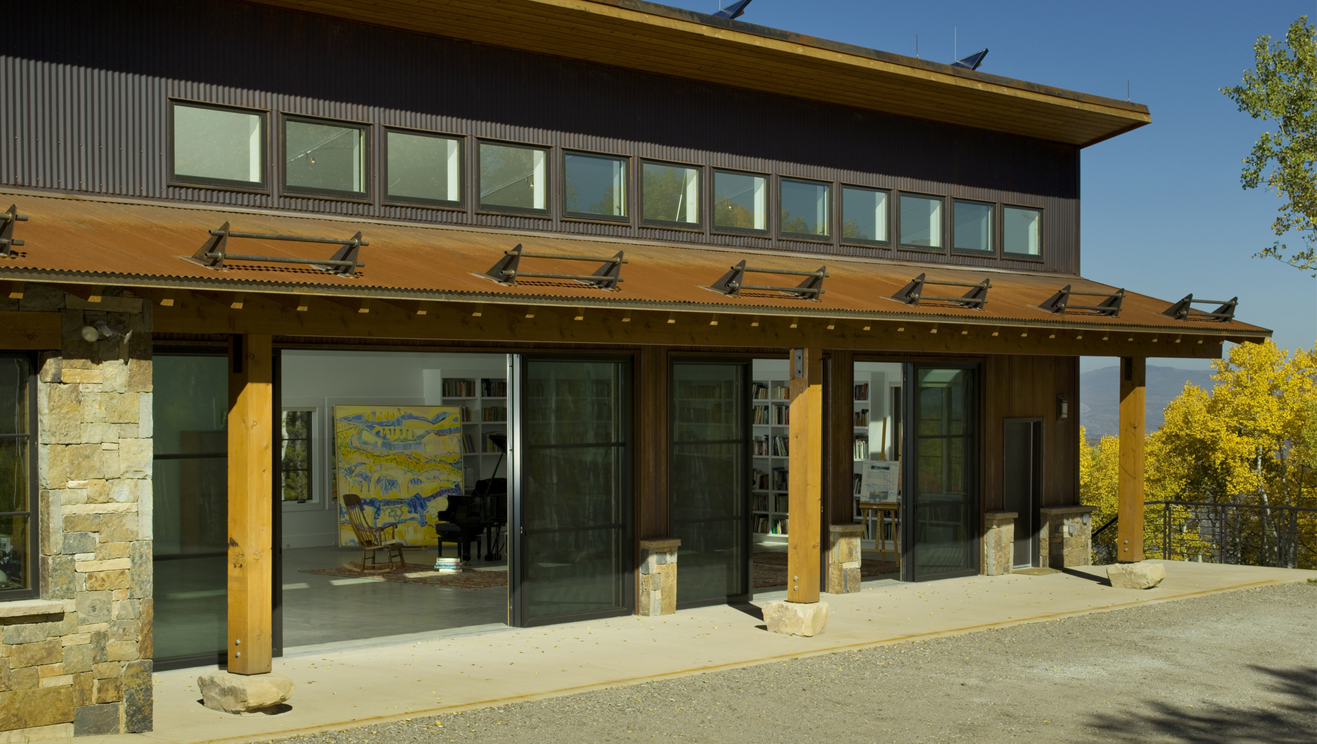 A large building with a lot of windows and doors