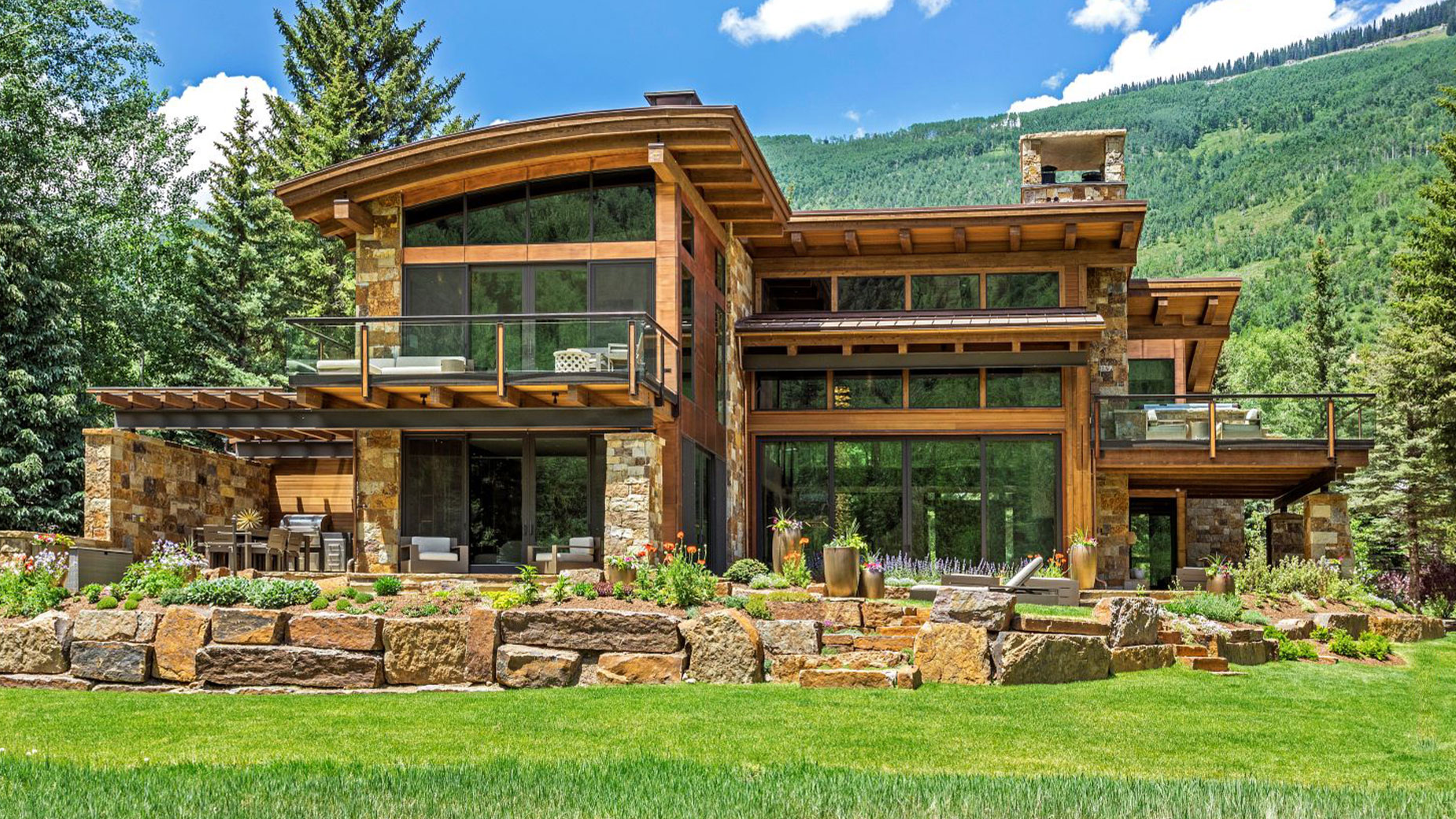 house designed by Berglund Architects, Edwards CO
