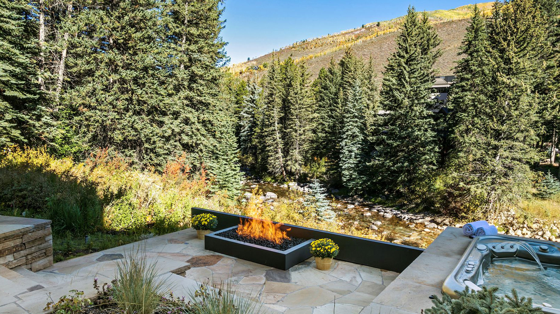 house designed by Berglund Architects, Edwards, CO