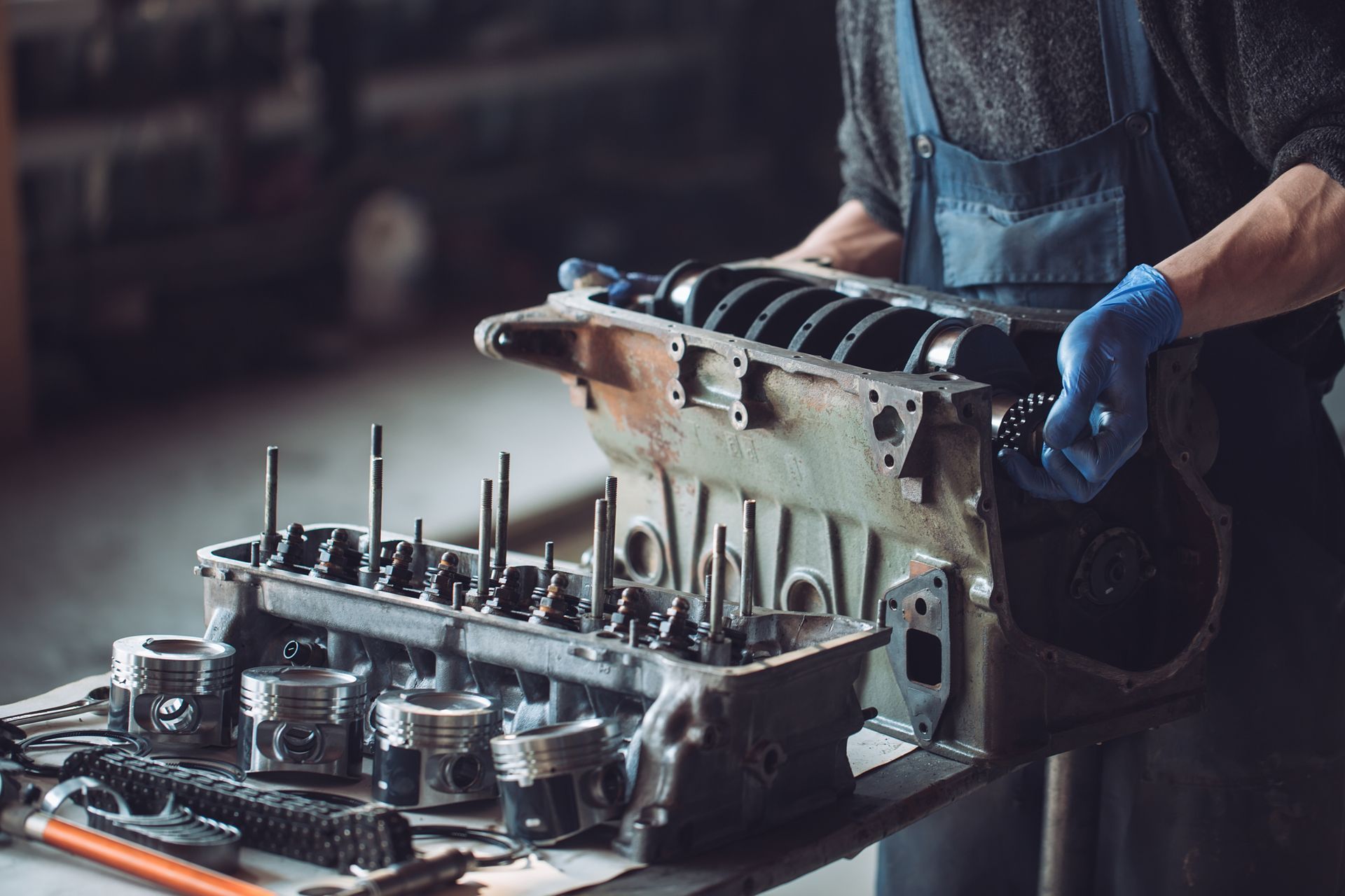 Should You Rebuild or Replace A High-Mileage Engine? How to Decide? | East Hill Automotivе