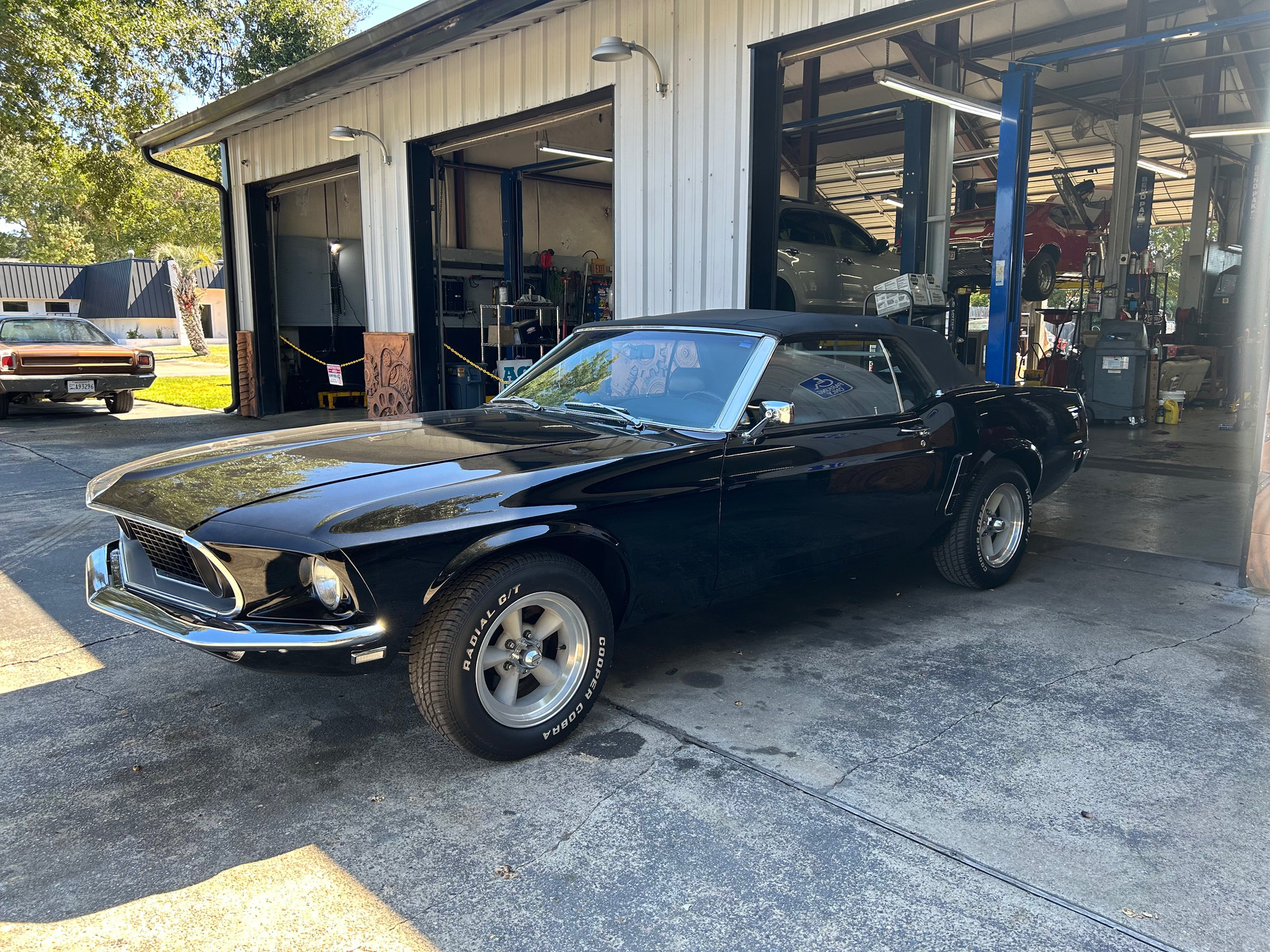 Gallery Image 10 | East Hill Automotive, Inc.