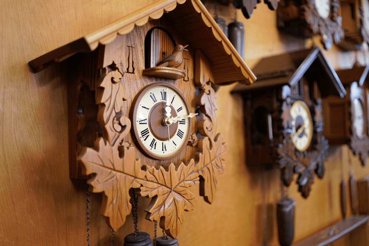 What to Know Before Buying Cuckoo Clocks for Sale - Chicago Clock Company