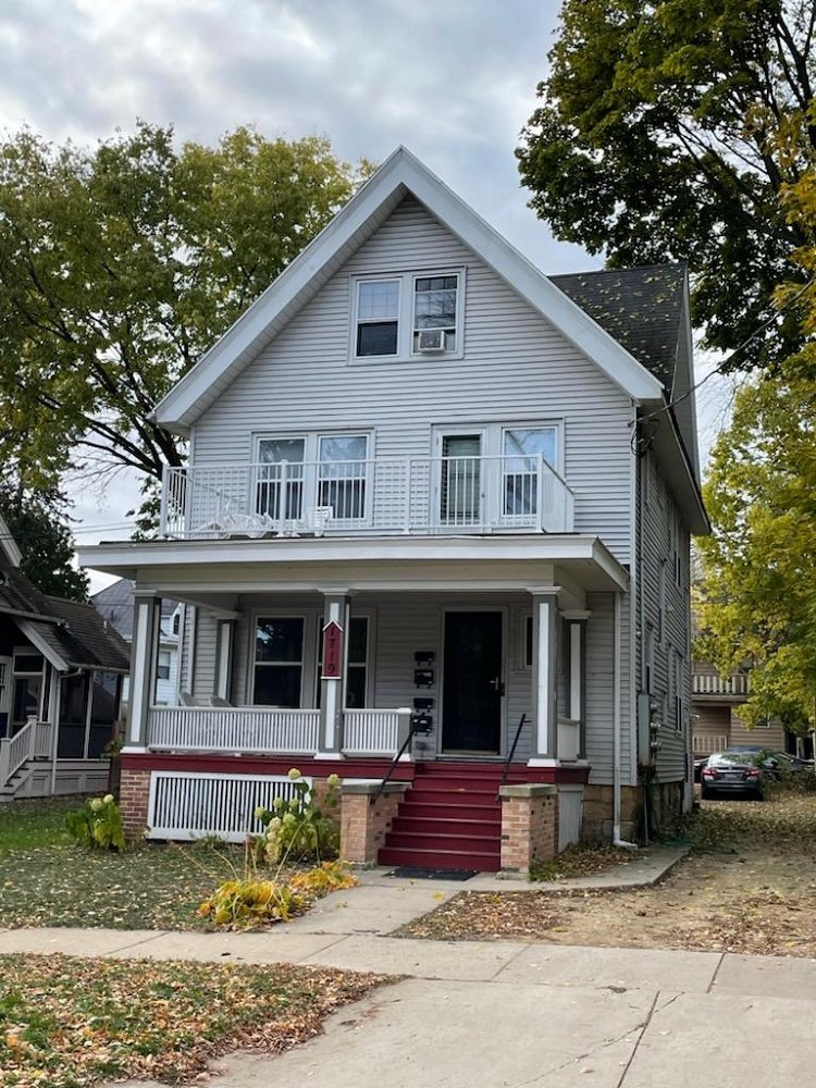Madison, WI Apartments & Student Housing Yahara