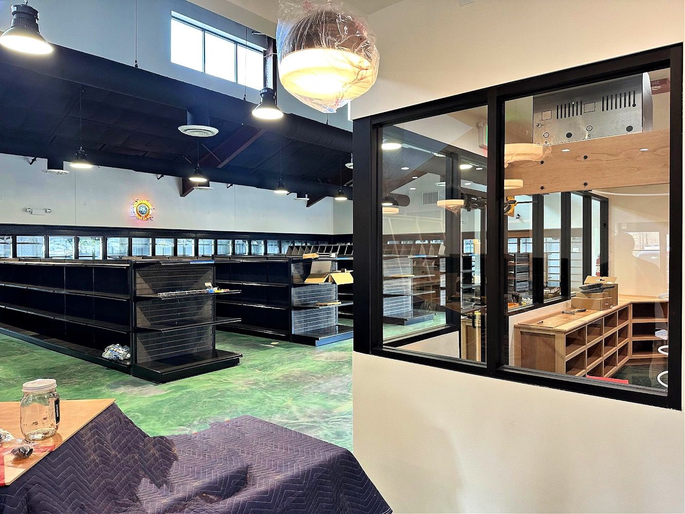 Flagstaff Liquor Store DriveThru Beer, Wine, Spirits, Cigars