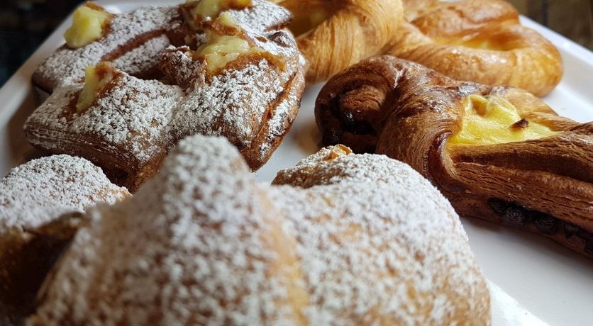 brioches appena sfornate