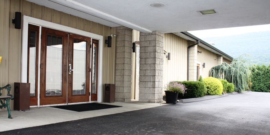 Funeral Home and Cremation Location Near You