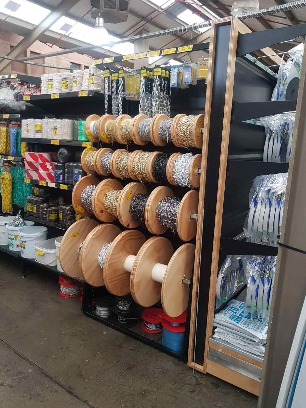 Rope and Chain Display Units 1