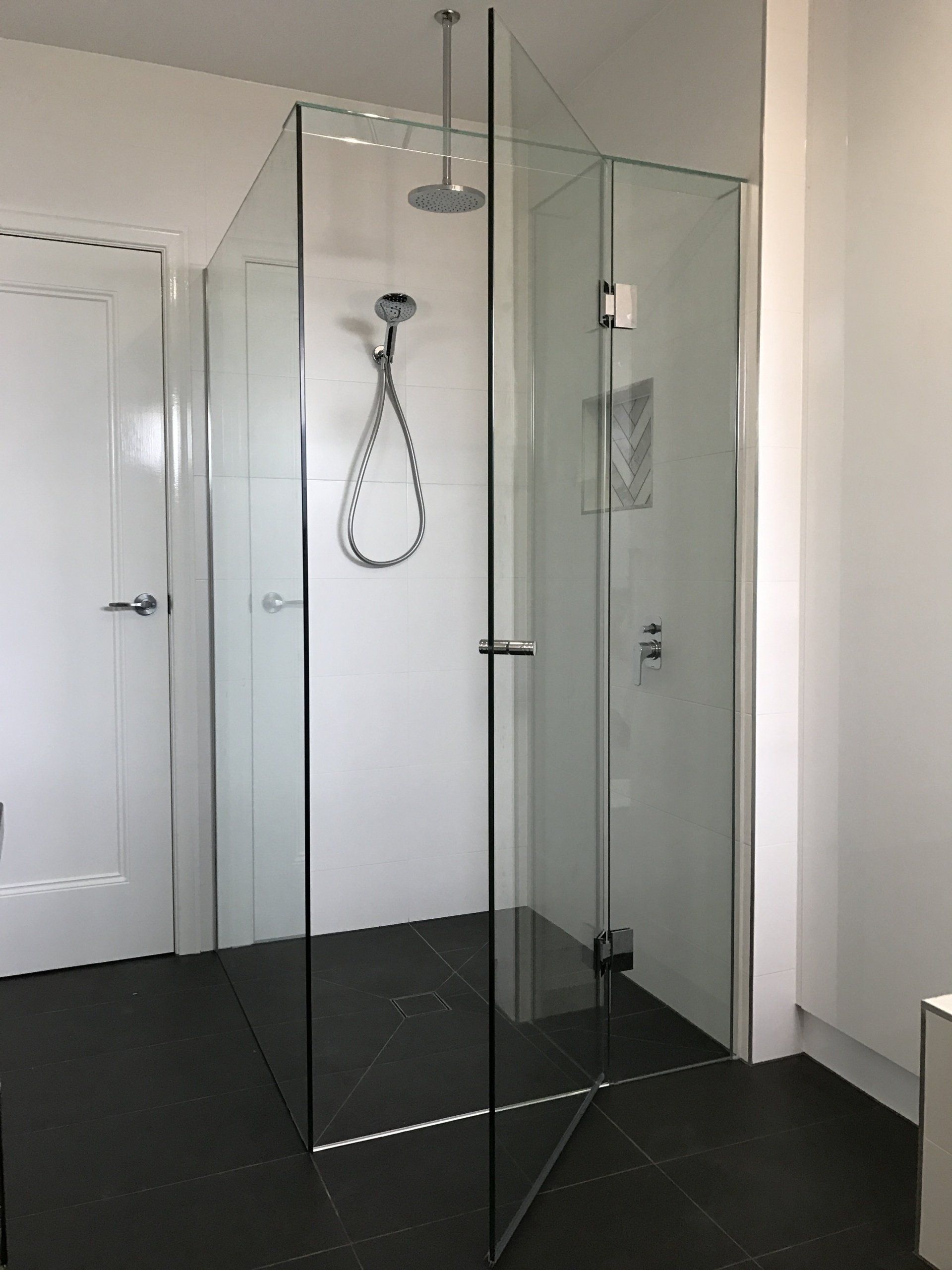 Frameless 14 Chrome