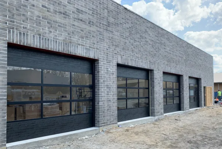 Garage door repair in Lansing, IL