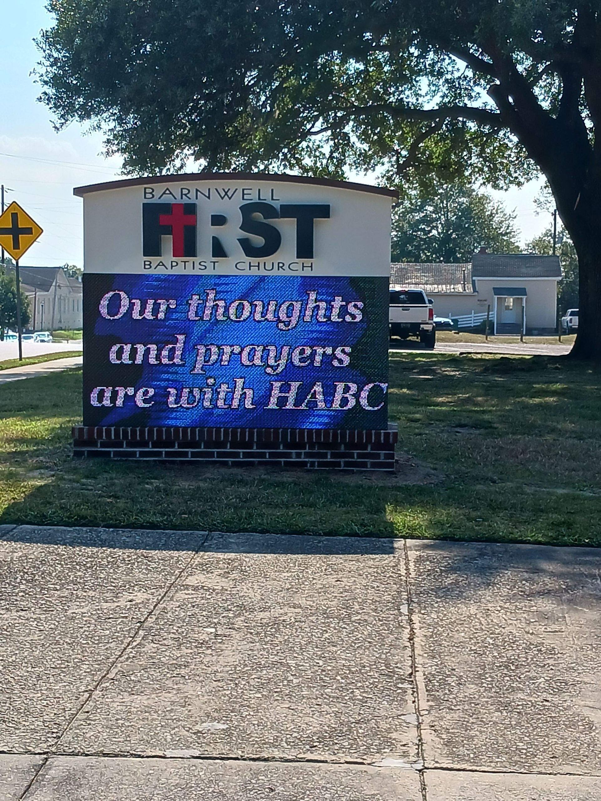 Custom commercial business signs in Moore SC by Carolina Signs & Wonders enhancing brand visibility and professionalism.