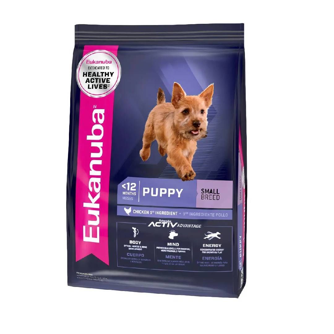 Bolsa de comida para cachorros Eukanuba con un perrito pequeño en un paquete morado.