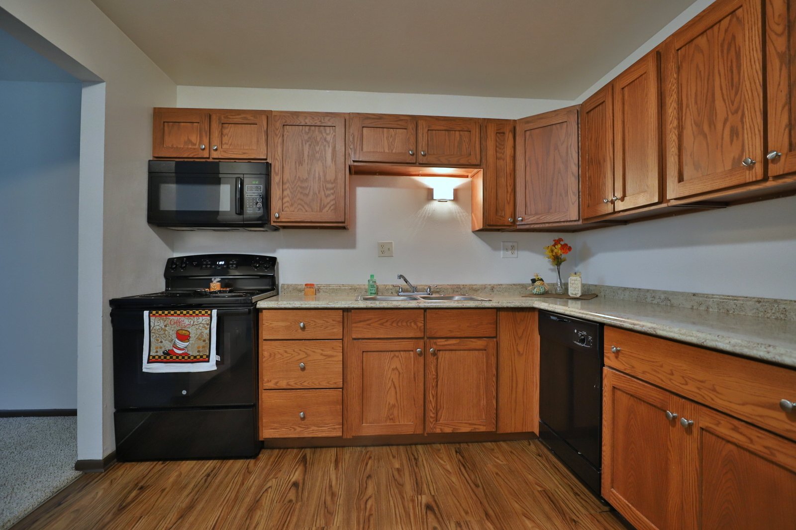 properties/peoriail/crestwoodapartments