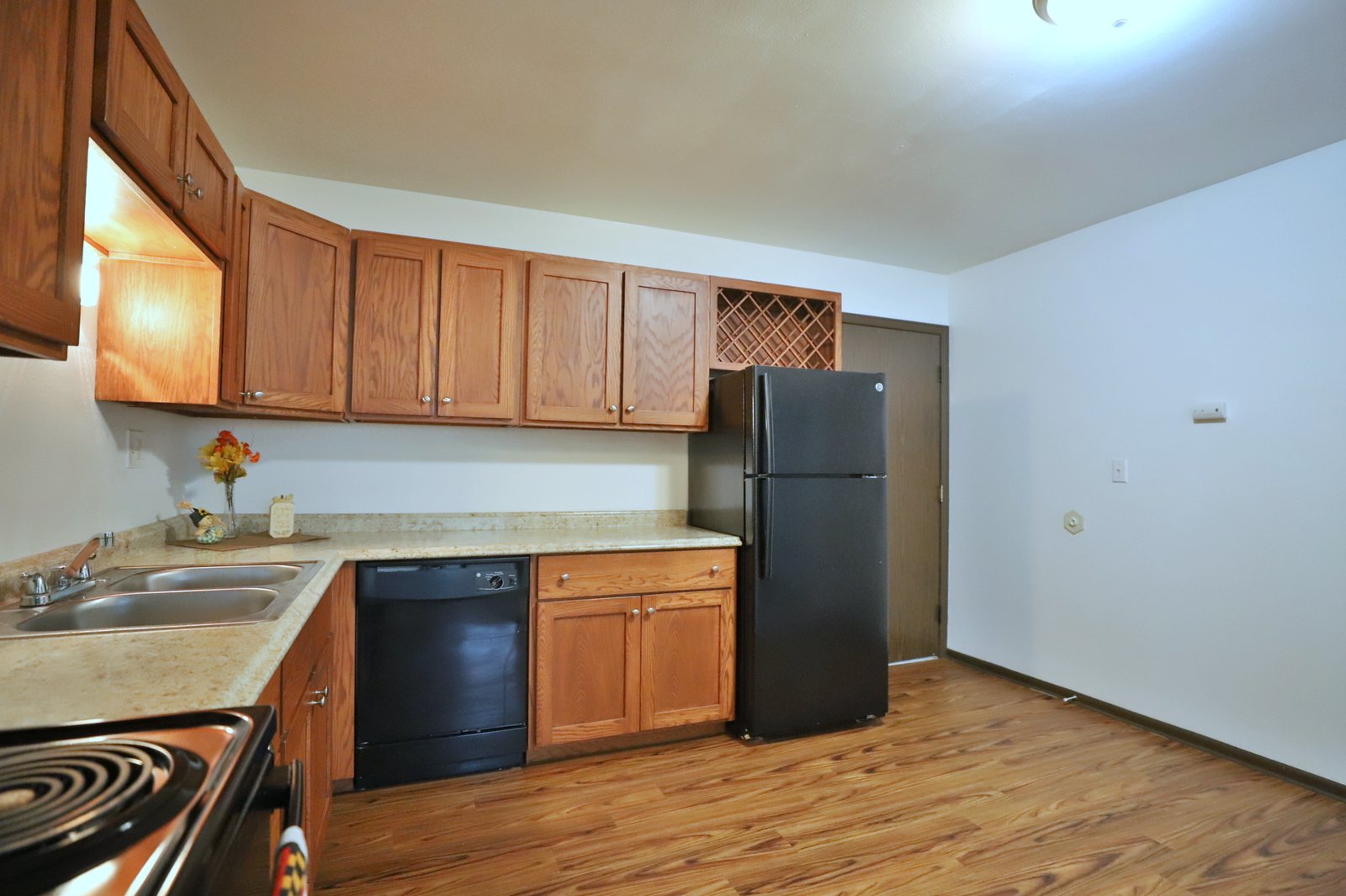 properties/peoriail/crestwoodapartments