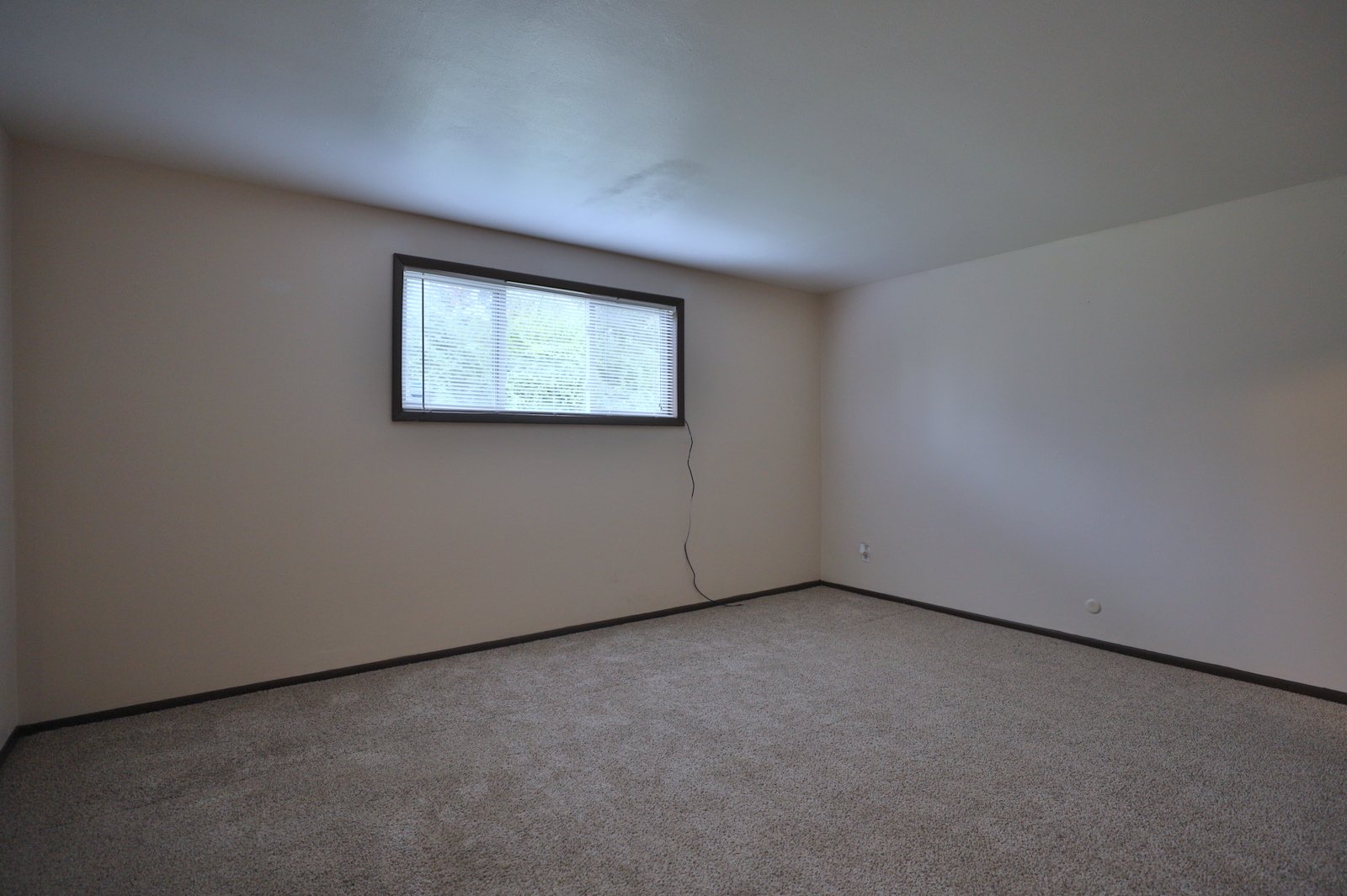 properties/peoriail/crestwoodapartments