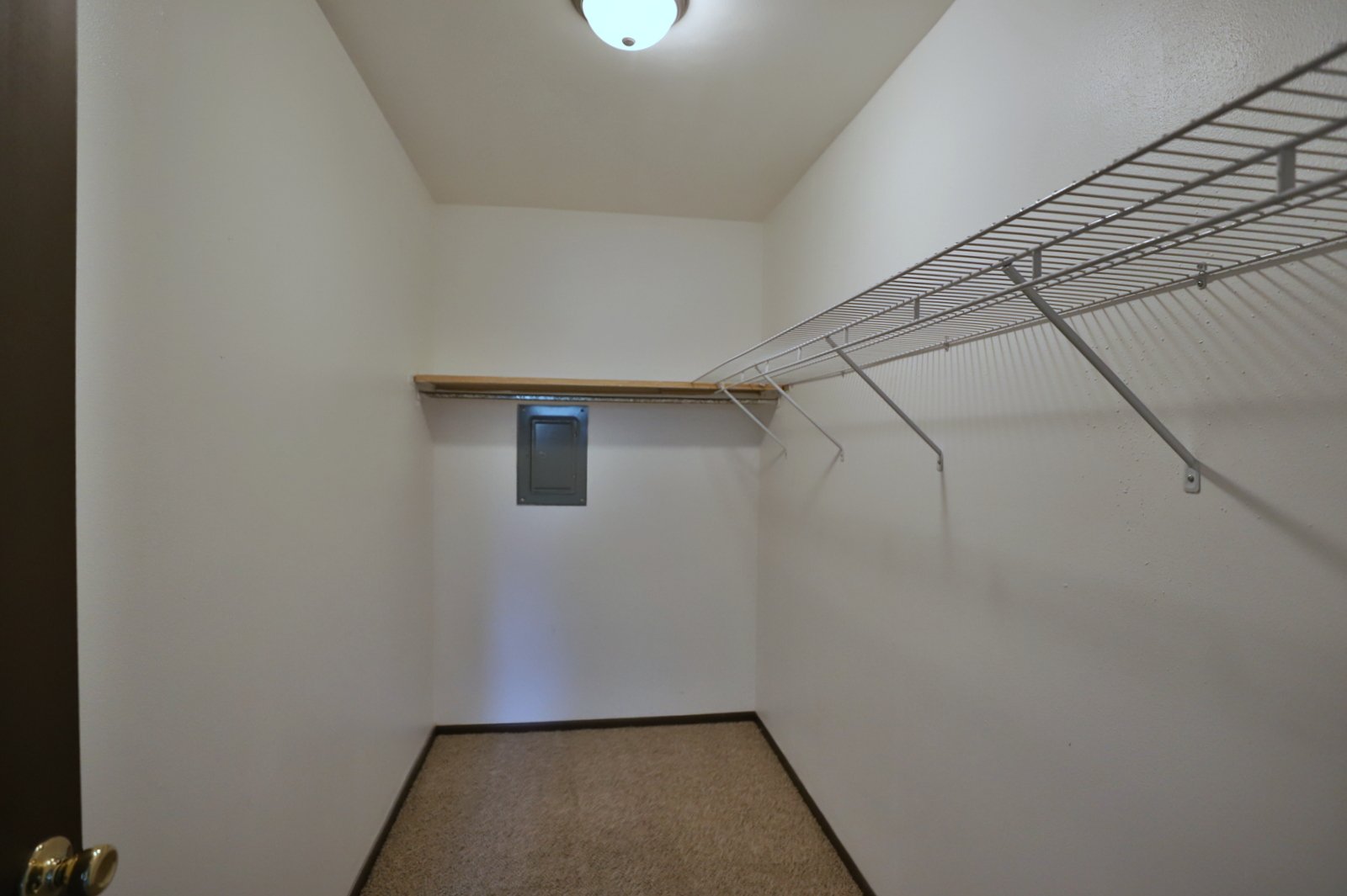 properties/peoriail/crestwoodapartments