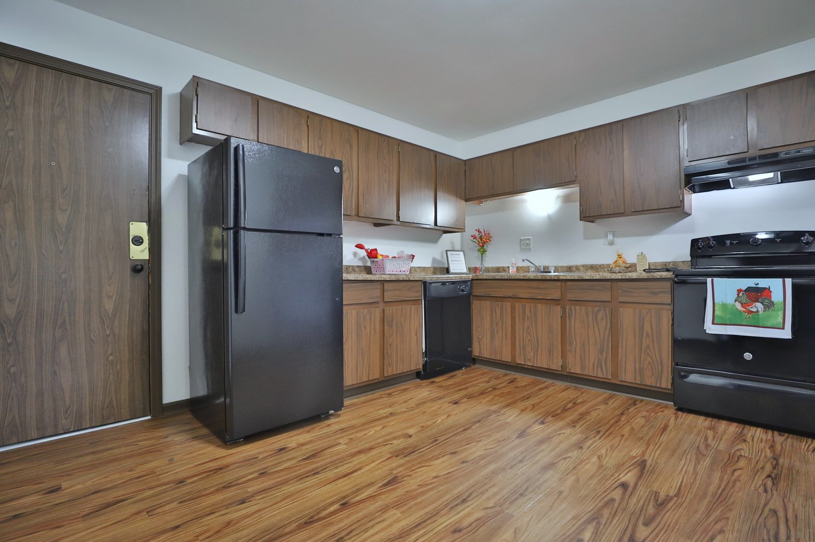 properties/peoriail/crestwoodapartments