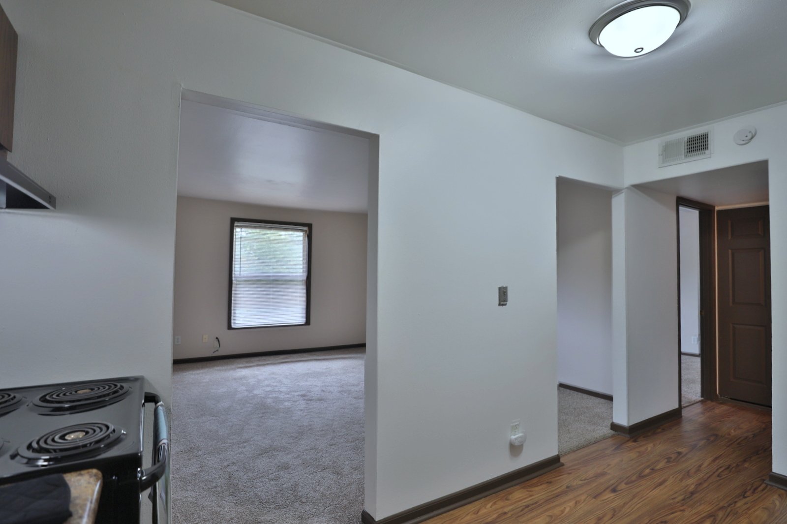 properties/peoriail/crestwoodapartments