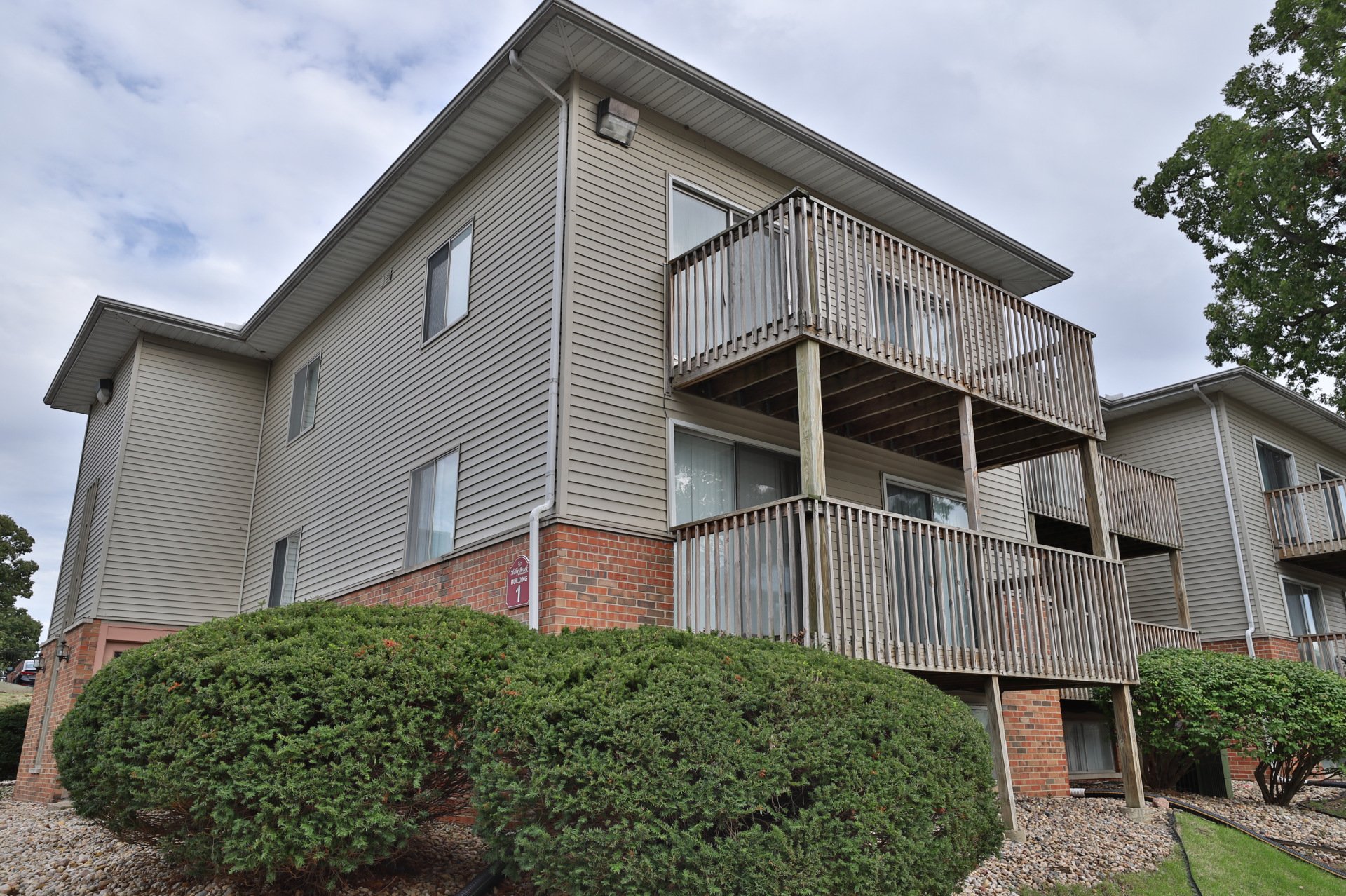 properties/peoriail/hollybrookapartments