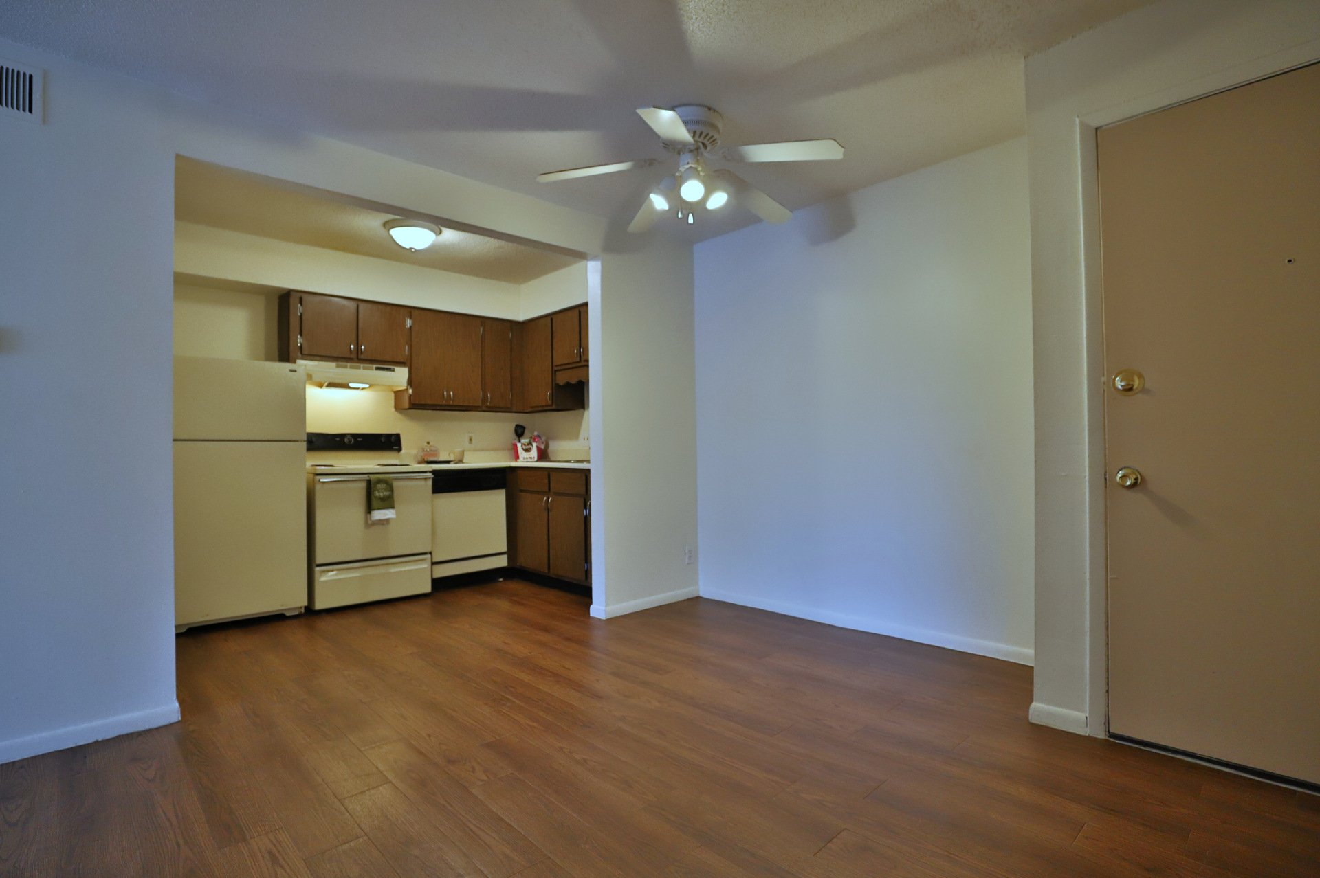 properties/peoriail/hollybrookapartments