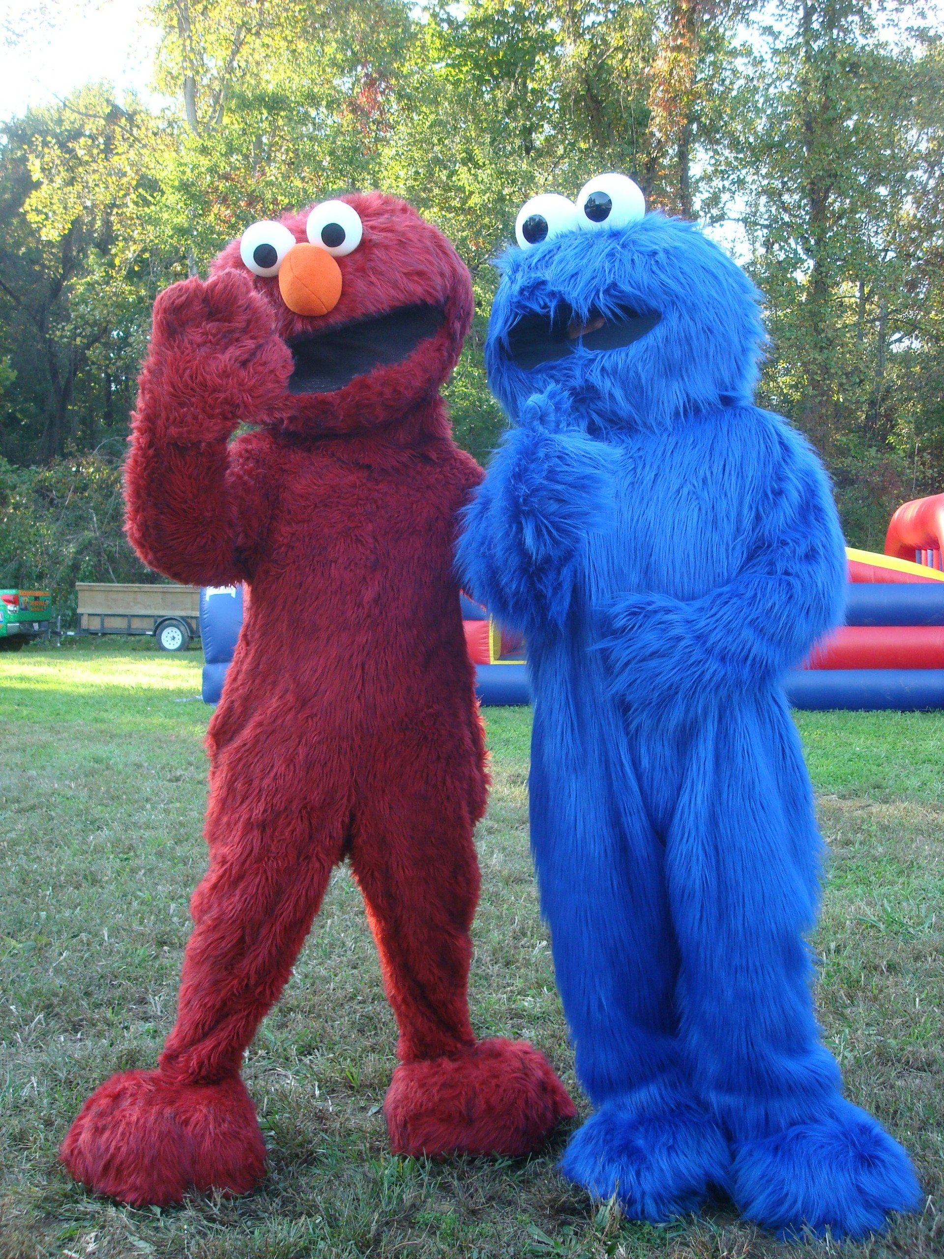Strolling Characters & Mascots | Face Works Events