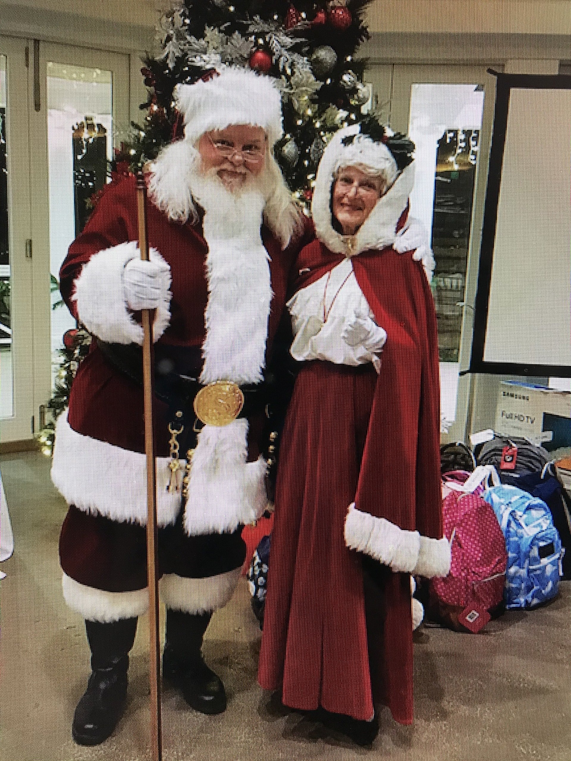 Strolling Characters & Mascots | Face Works Events
