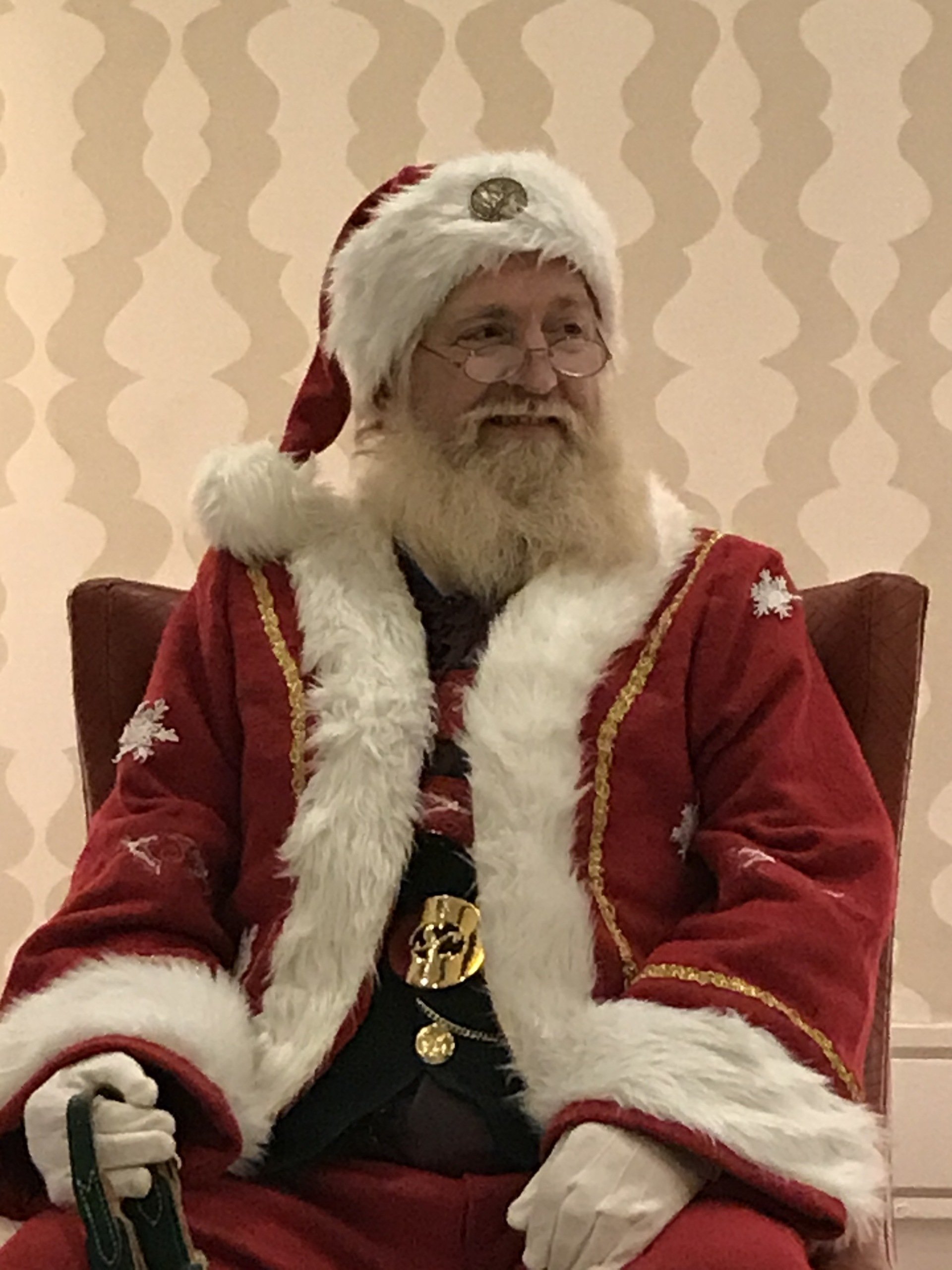 Strolling Characters & Mascots | Face Works Events