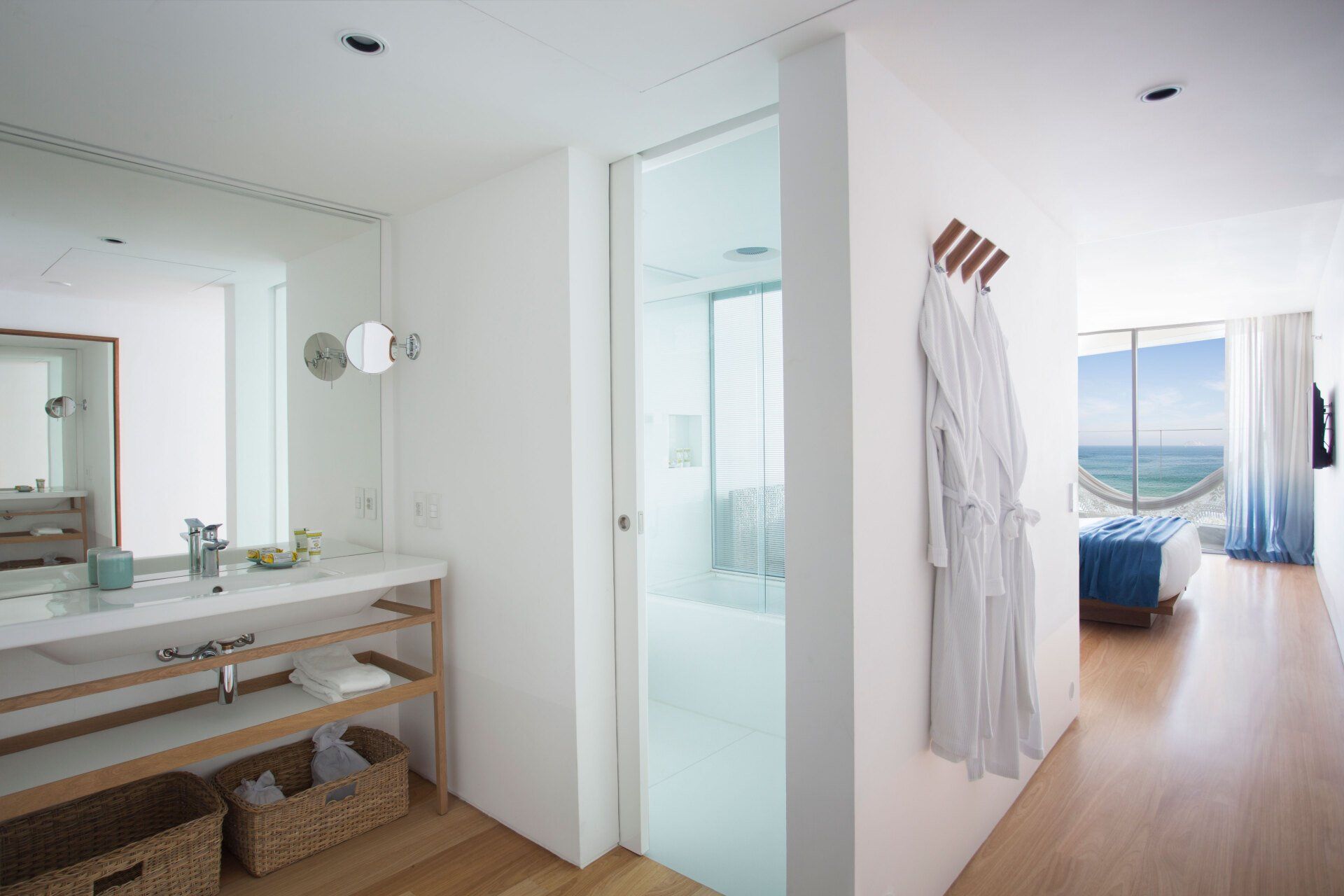 Quarto Grande com varanda