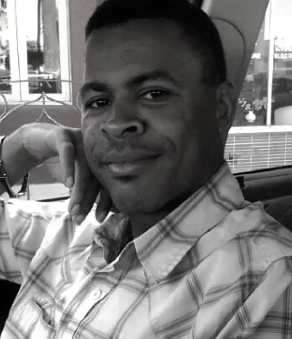 Derrell Davies