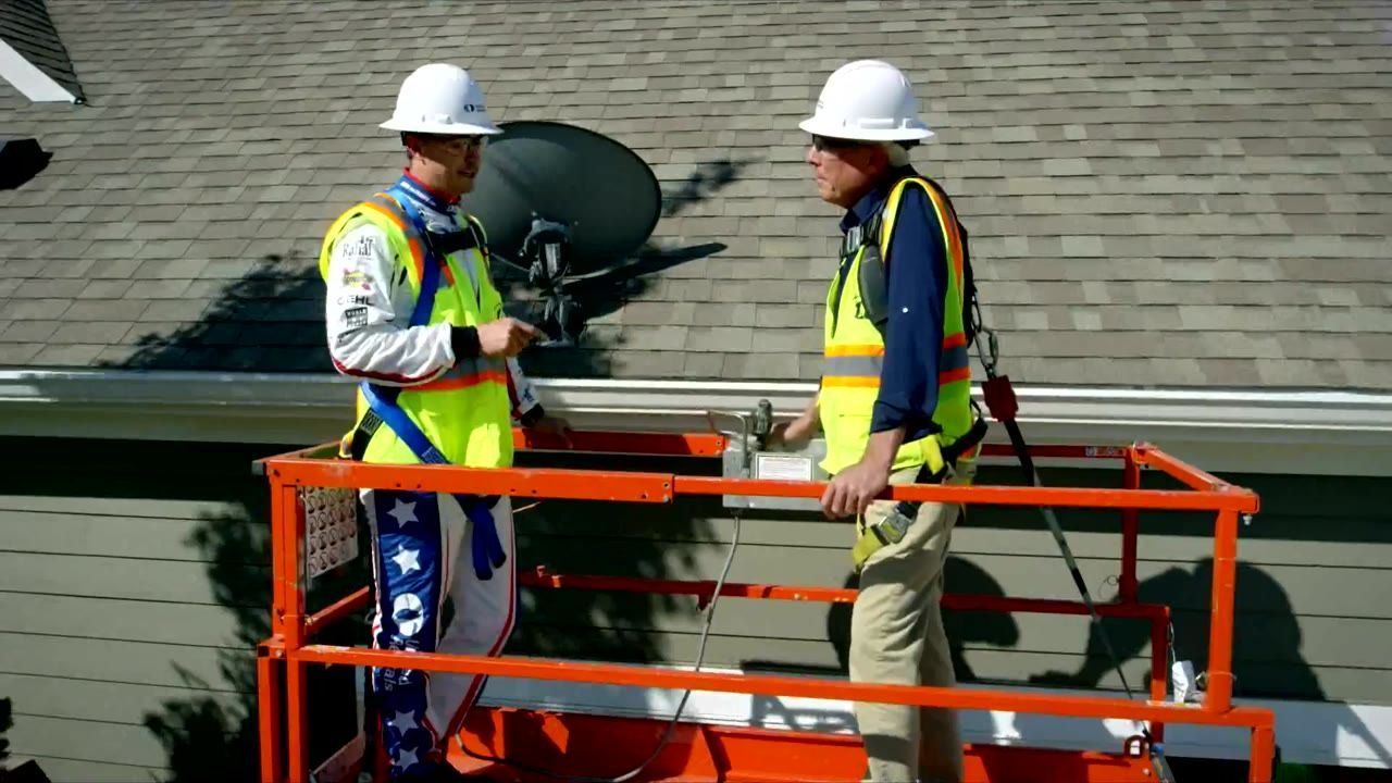 United Rentals: Graham Rahal: Clean Gutters
