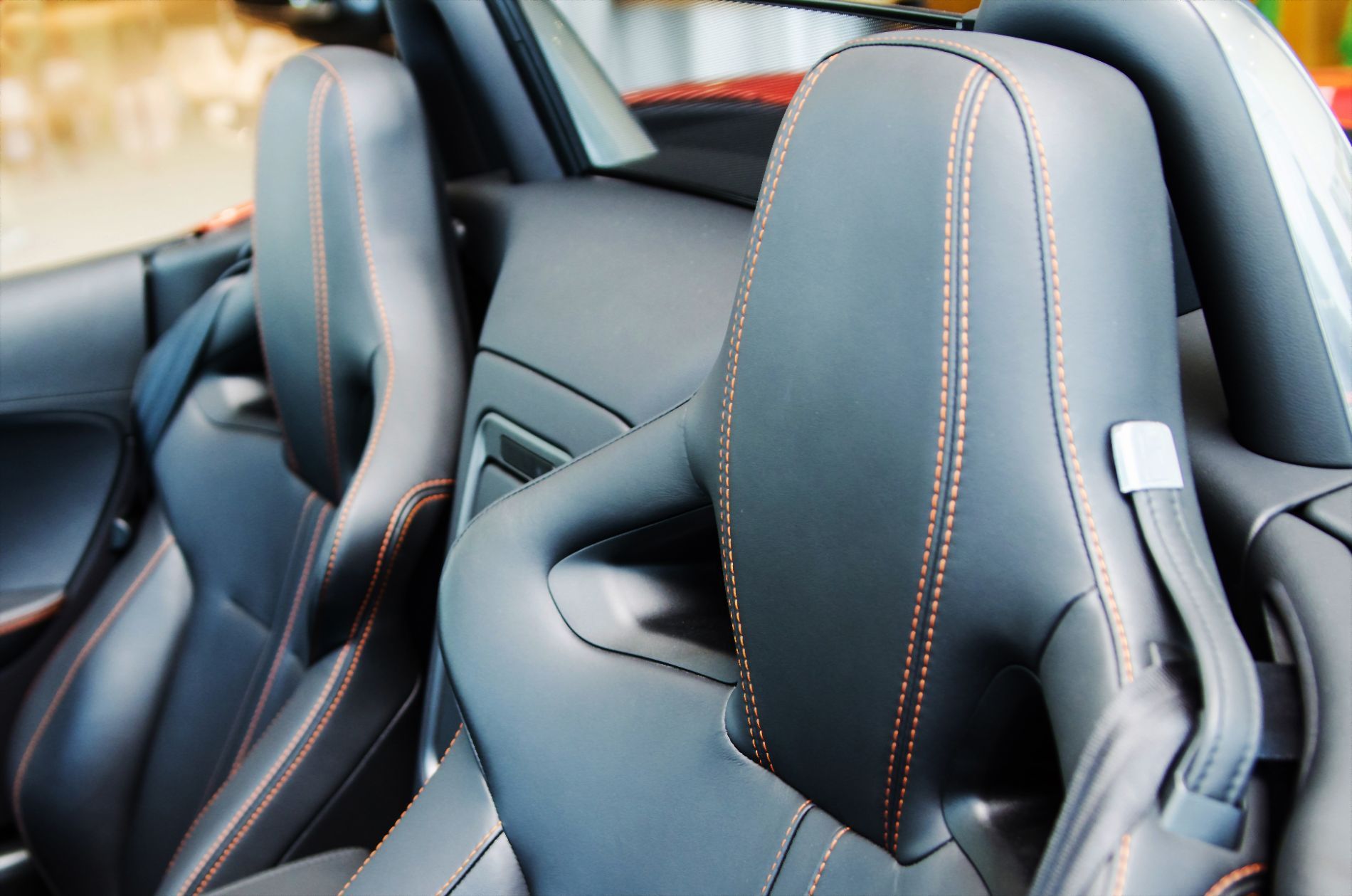 Auto upholstery headrests