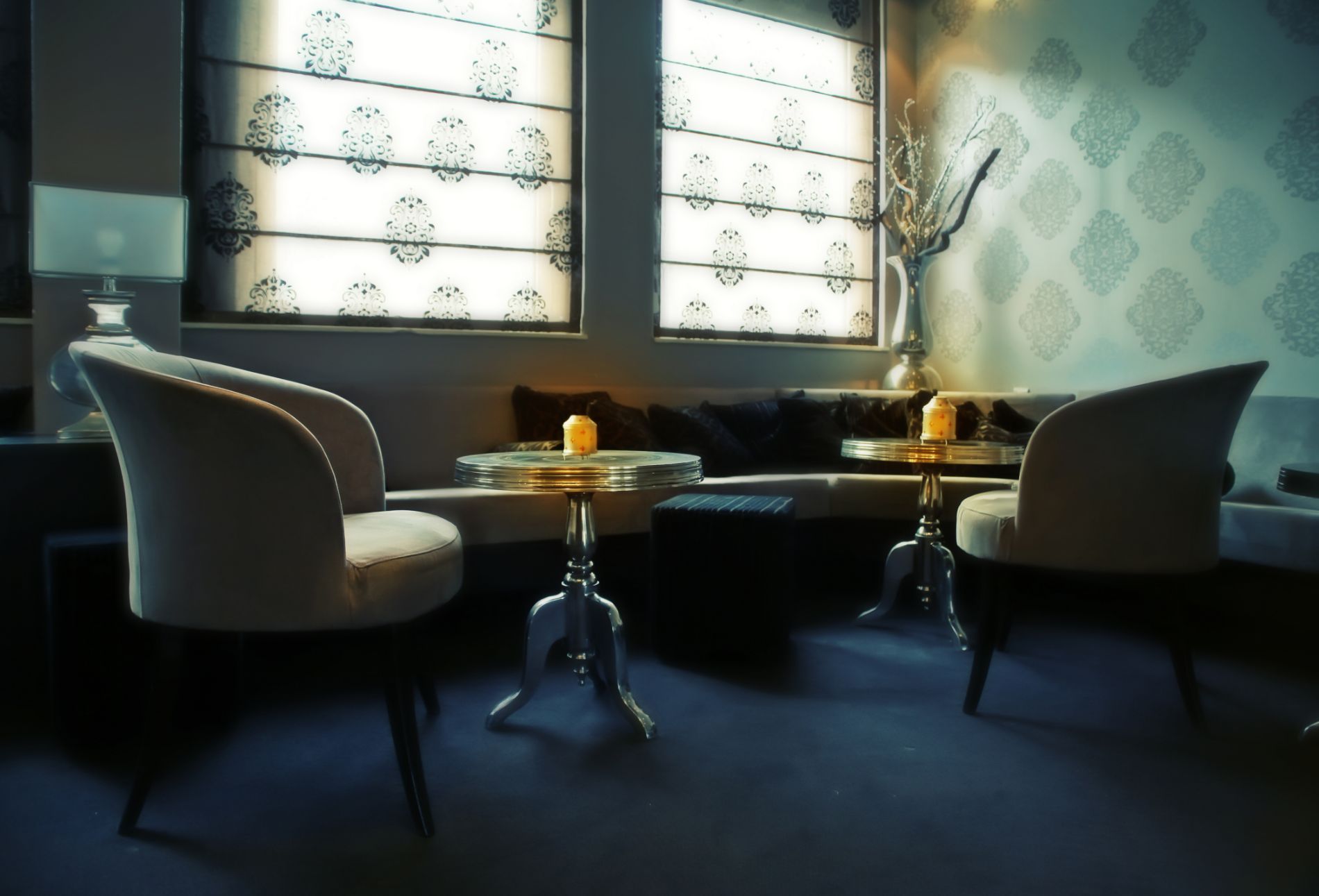 seating area with blinds