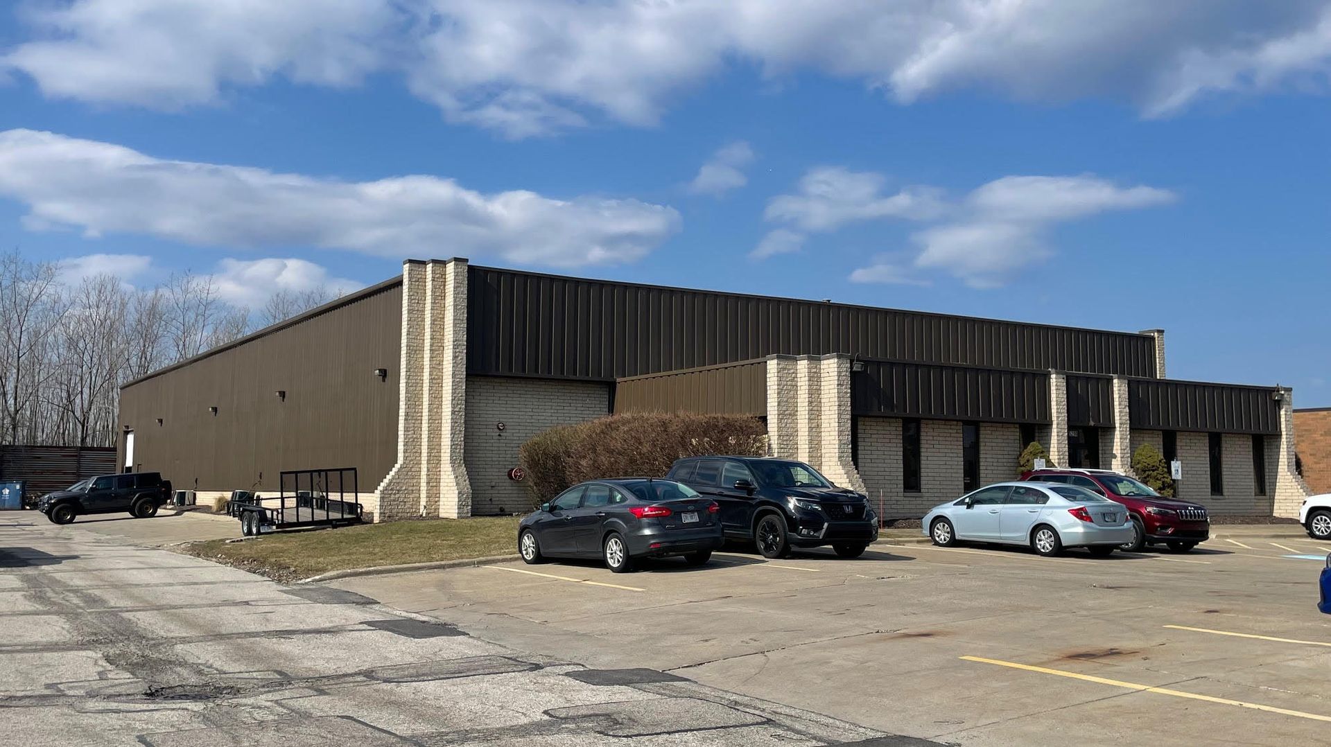 5251-5321 COMMERCE PARKWAY WEST