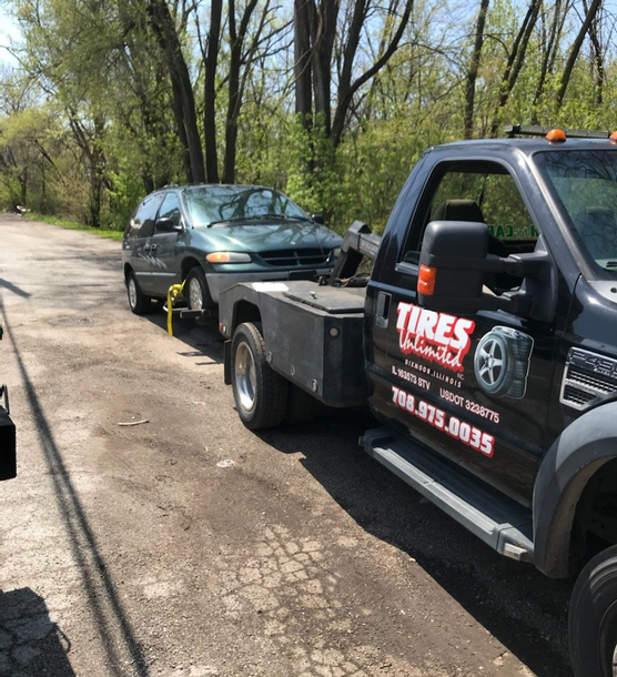 Junk car removal near Chicago, IL