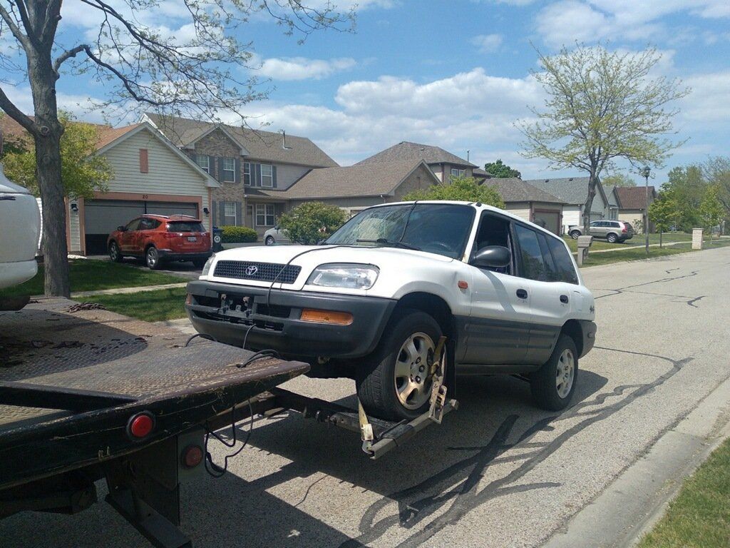 Junk car buyer near Chicago, IL