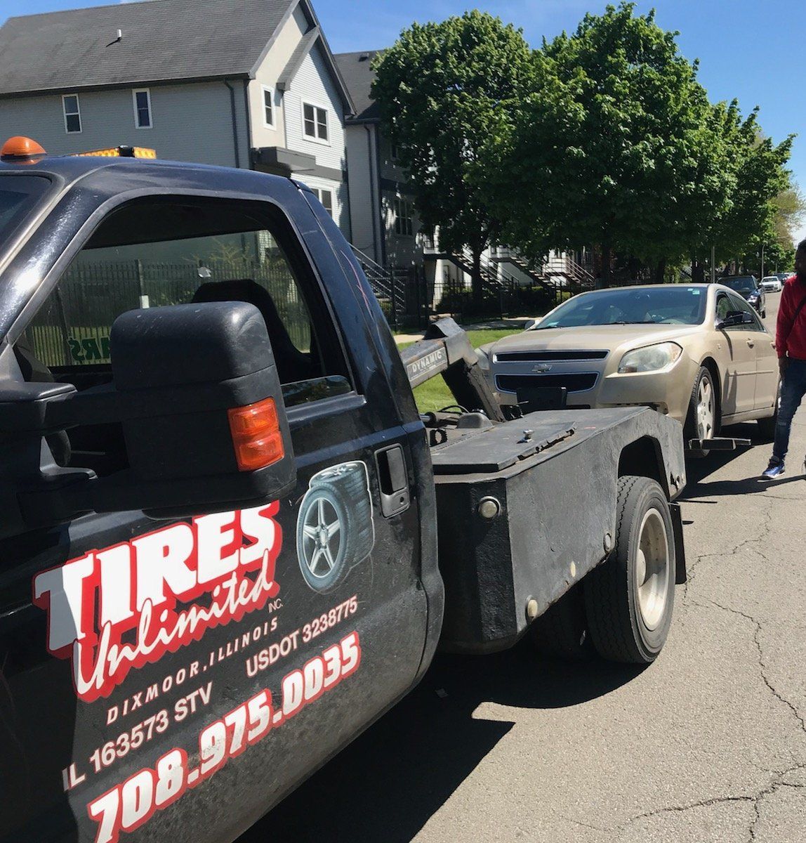 Free towing for totaled cars in Chicago, IL Free towing for totaled cars in Chicago, IL